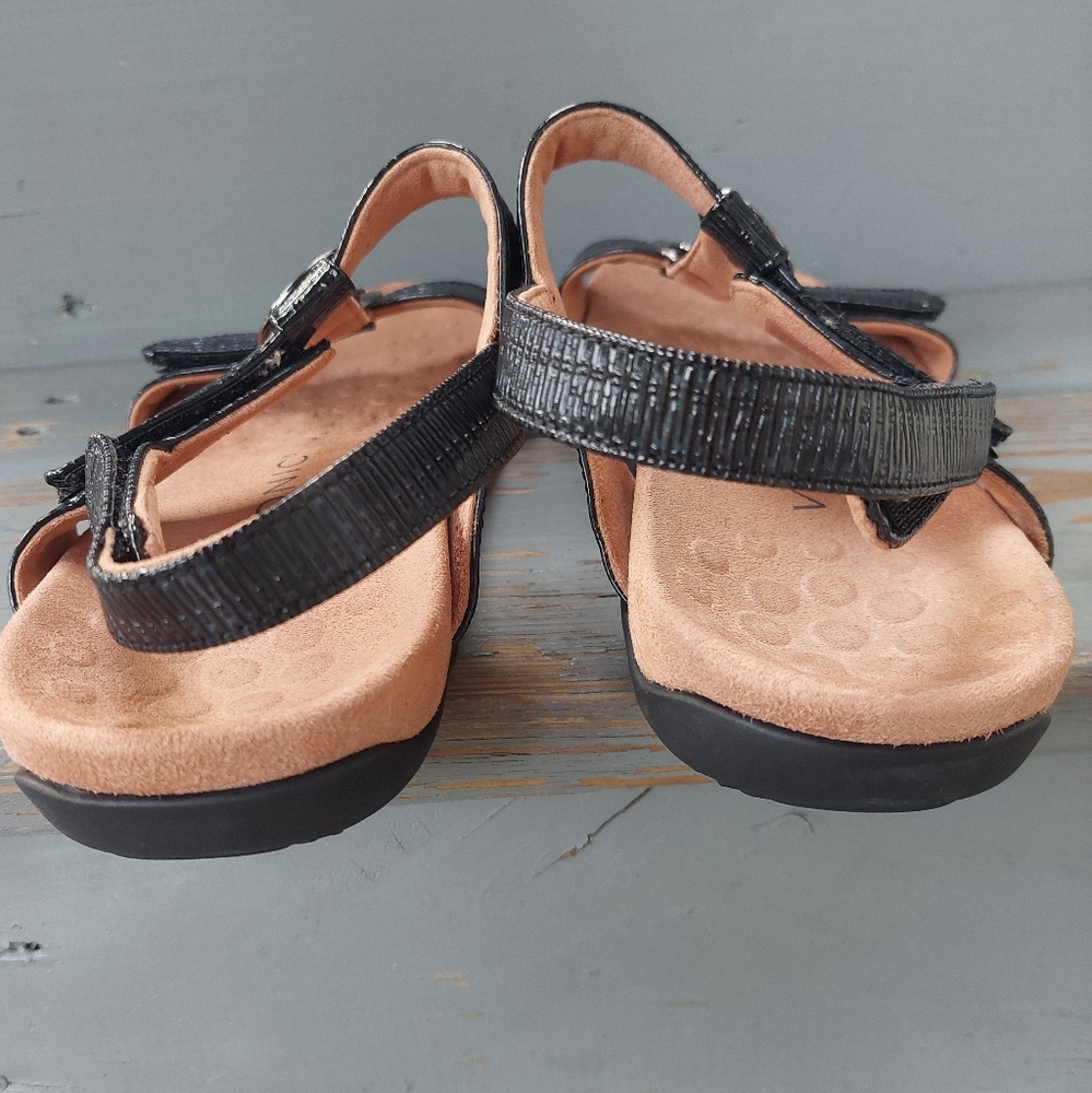 Vionic Farra II Medallions Women's Sandals Sz 8W Black Strappy Orthotic Comfort - Picture 7 of 9